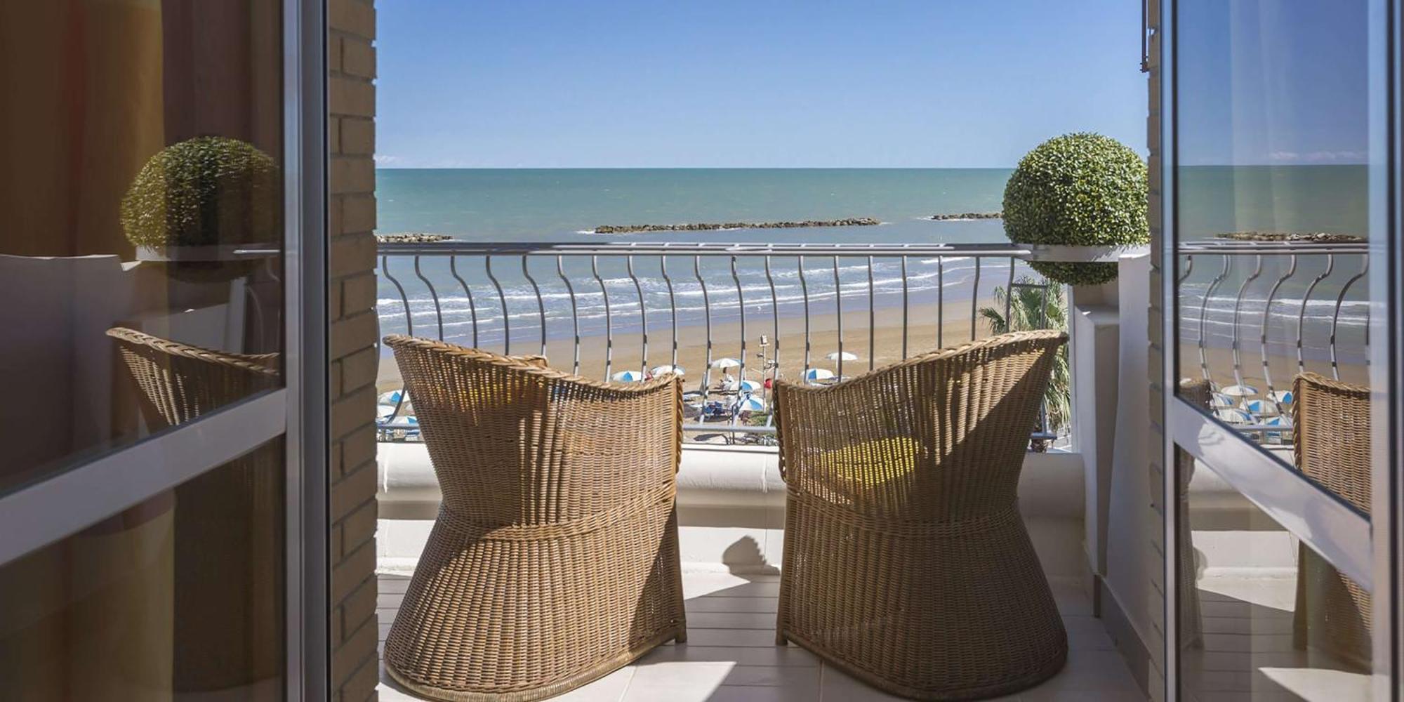 Hotel Bellevue, Sure Hotel Collection By Best Western Pesaro Extérieur photo
